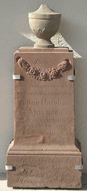 Grabdenkmal Caroline Heizmann